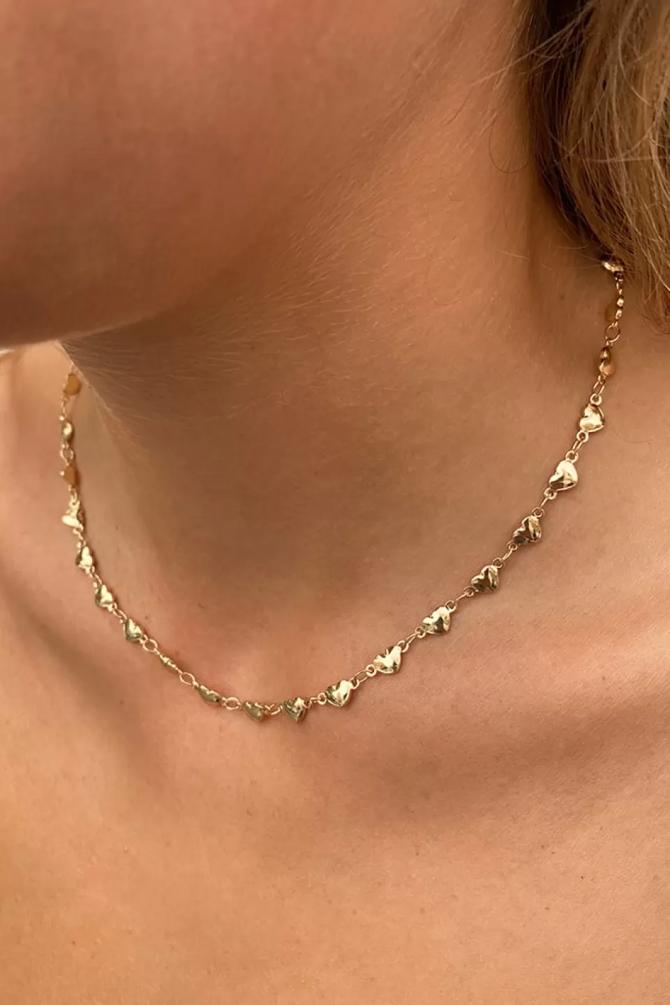 Subdued Collana choker cuori