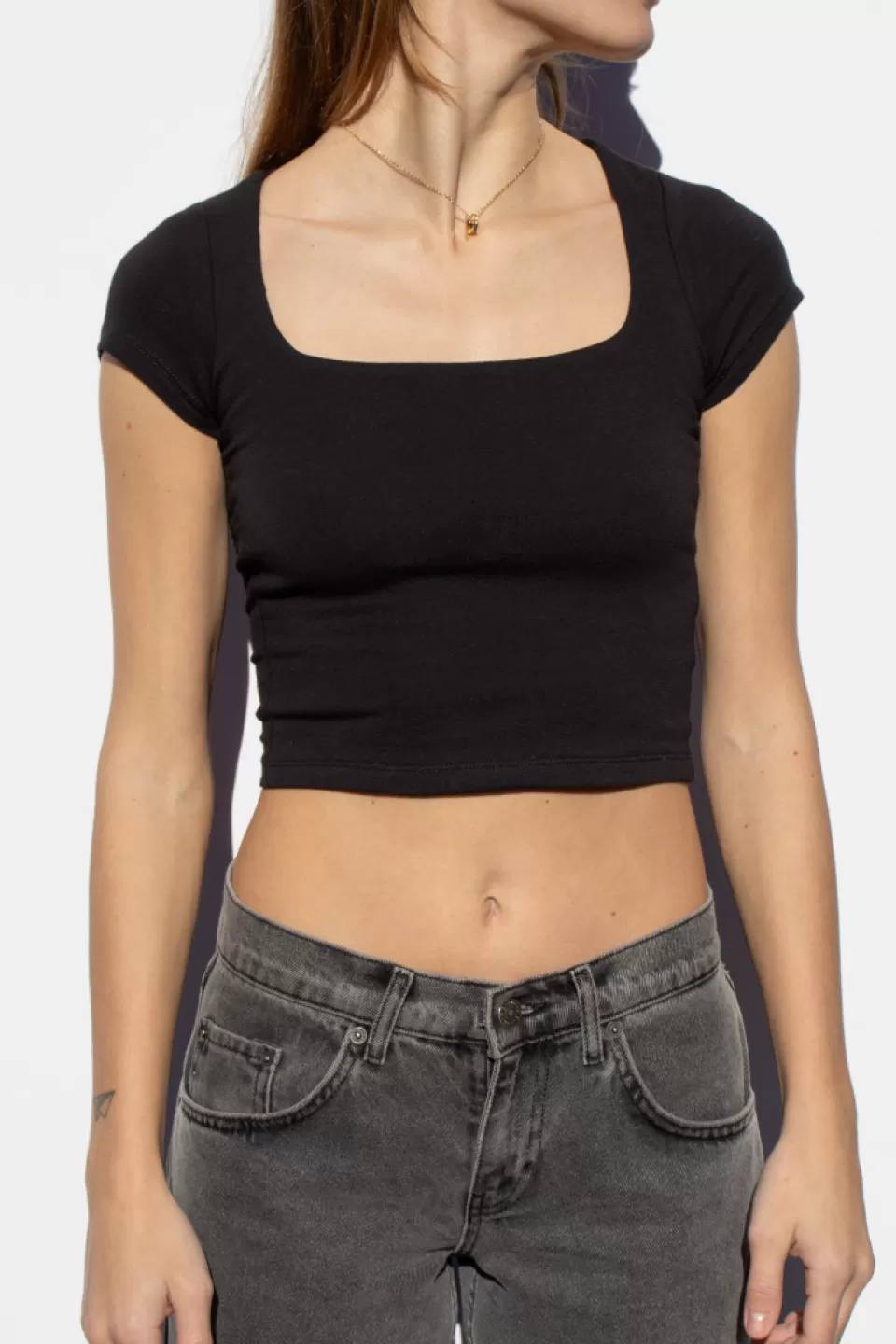 Subdued T-shirt crop scollo quadrato