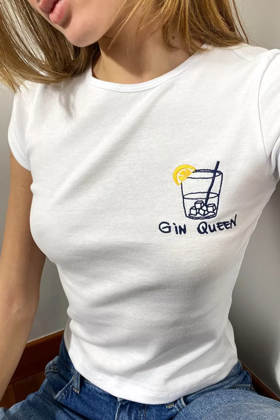 Subdued T-shirt Gin queen