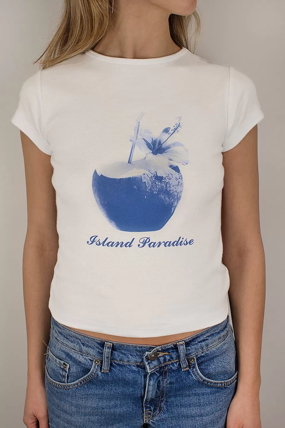 Subdued T-shirt Island Paradise